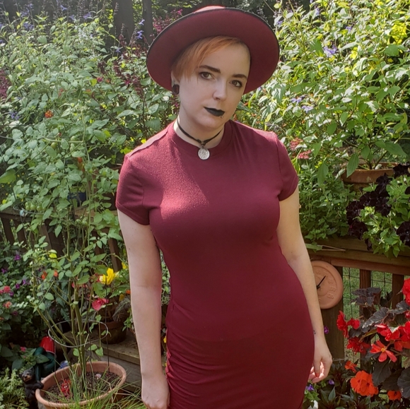 Meet your Posher, Lindsey - Picture 5 of 16